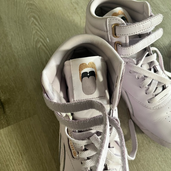 Cardi B Reebok Hi F/S shoes - Picture 3 of 5